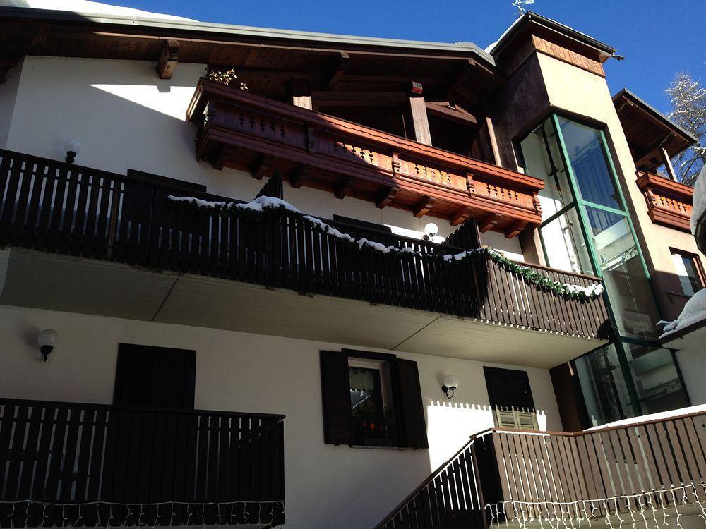 Albergo Aprica Garni Esterno foto